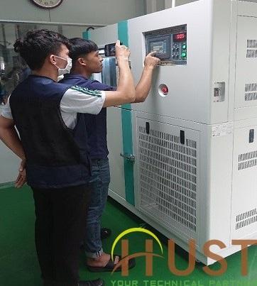 Hand-over thermal shock test chamber model VT-TSC 100