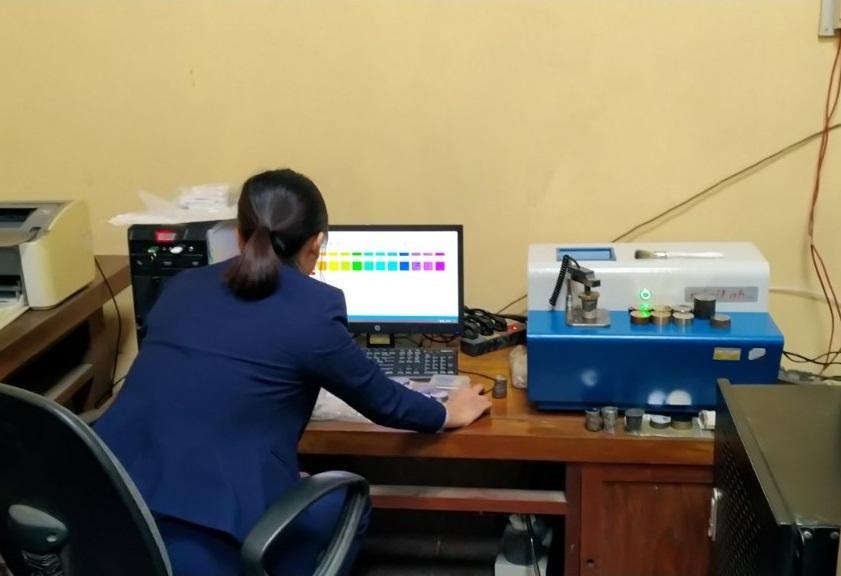 Delivery of the S1 MiniLab 150 Emission Optical Spectrometer