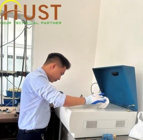 Maintenance of Emission Optical Spectrometer for customers in Bac Ninh